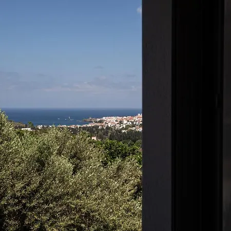 Richie's Sea View Romantic Residences Apartment