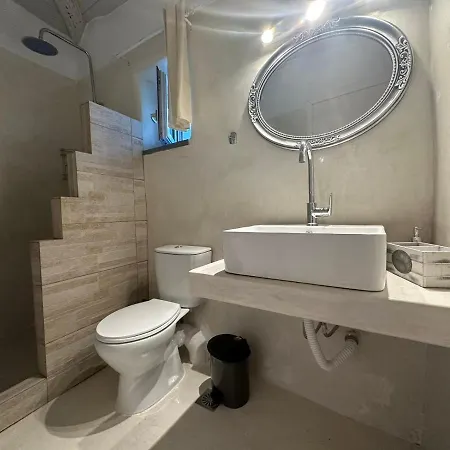 Richie's Sea View Romantic Residences * Ipsila