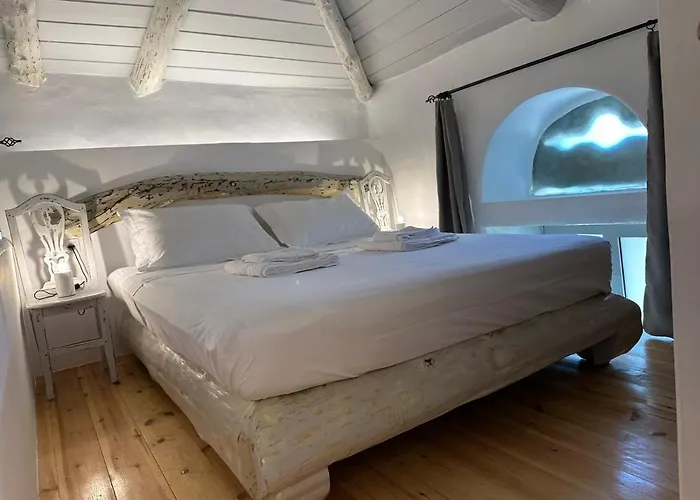 Richie's Sea View Romantic Residences Ipsila