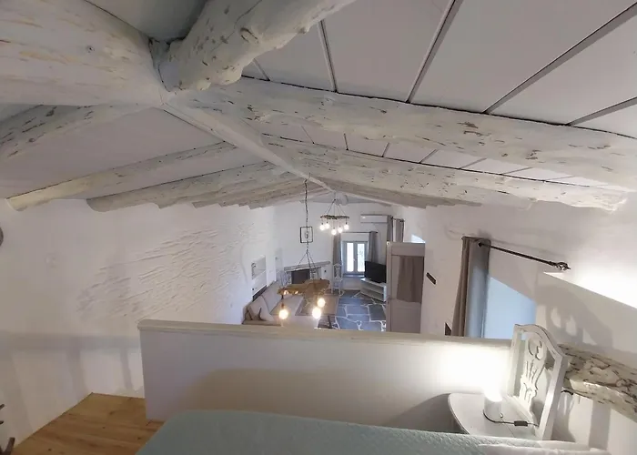 Apartment Richie's Sea View Romantic Residences