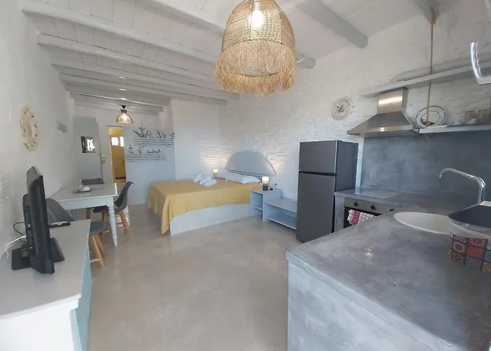 Richie's Sea View Romantic Residences Apartment